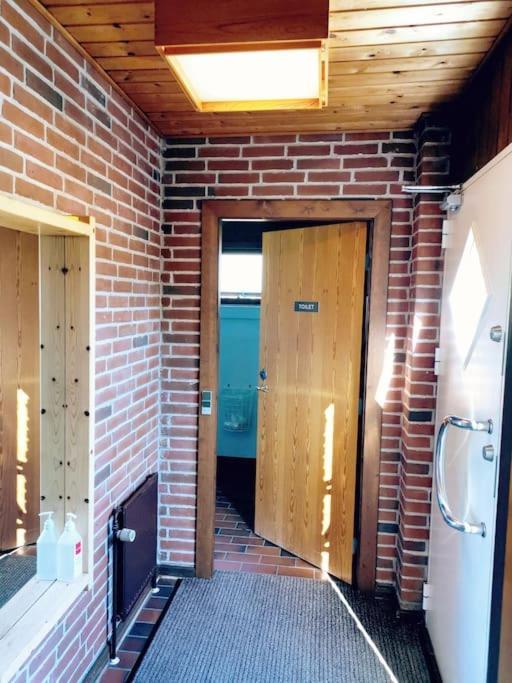 Comfortable 3- Bedroom Villa With Free Parking Roslev Dış mekan fotoğraf
